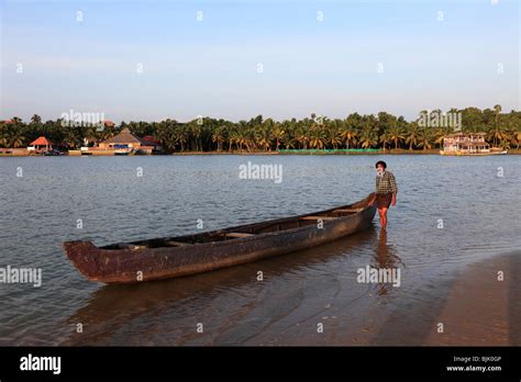 Vista aerea di Poovar Backwaters con l'Isola Di Cocco