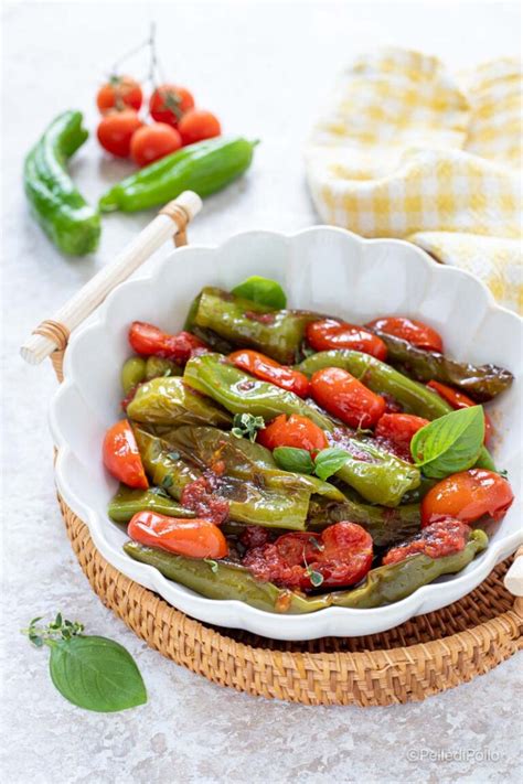 Friggitelli freschi in padella con pomodorini