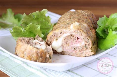 Immagine di un polpettone al forno con ripieno filante