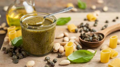 Ingredienti per il pesto di capperi
