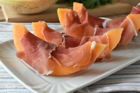 Melone cantalupo e prosciutto crudo affettato