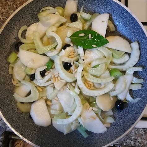 Rape bianche in padella con prezzemolo e capperi