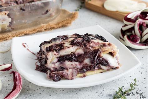 Pirofila di lasagne al radicchio e taleggio
