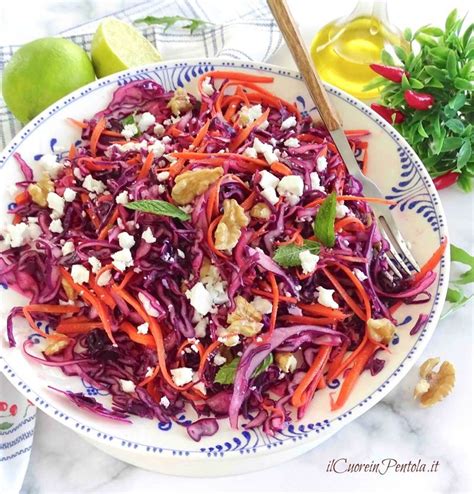 Insalata mista con cavolo cappuccio rosso