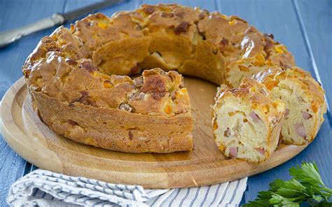 Ingredienti per ciambella salata