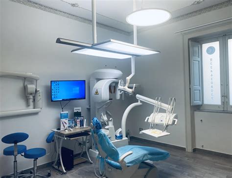 studio dentistico moderno