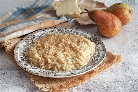 Risotto Castelmagno e castagne impiattato