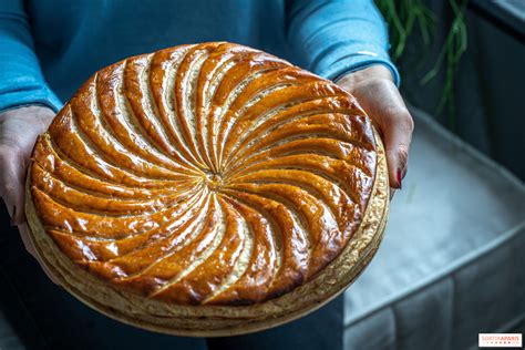 galette des rois decorata