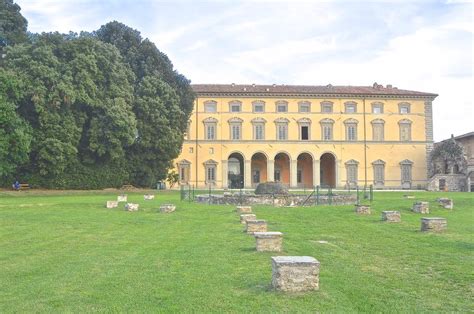 Una stampa antica di un libro