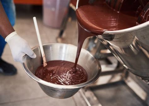 cioccolato fuso in una ciotola