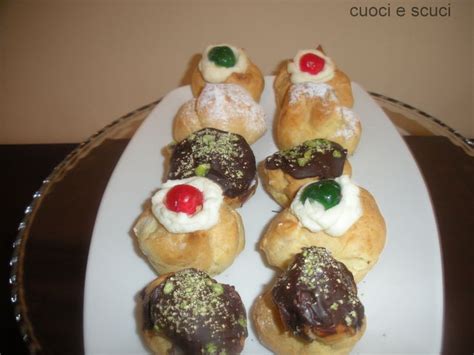Bignè assortiti con diverse farciture