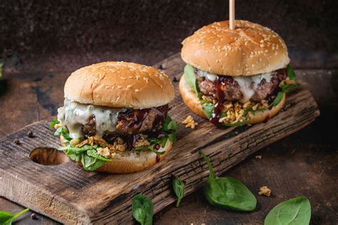 Panini da hamburger tostati