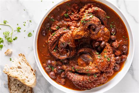 Piatto di Polpo alla Luciana
