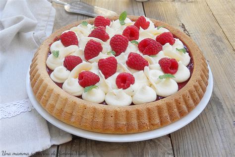 Diagramma che illustra le fasi di preparazione dell'impasto per la crostata morbida