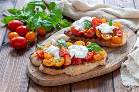 Bruschette con burrata affumicata e pomodorini