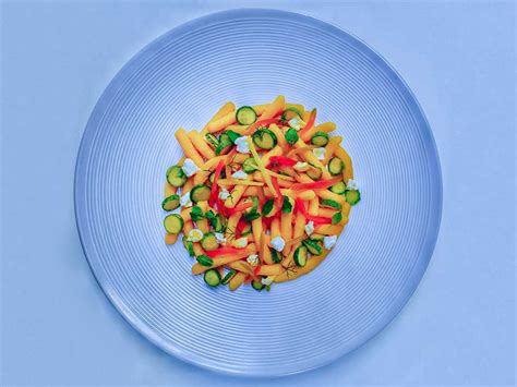 Passatelli con verdure e burrata affumicata