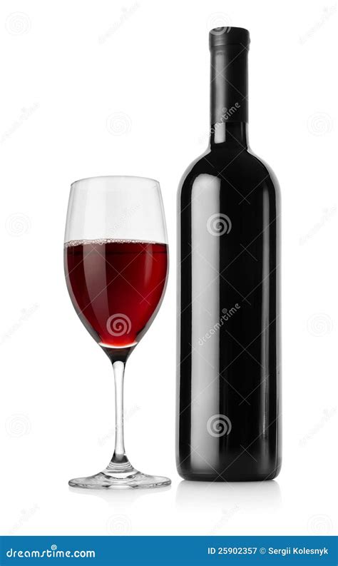 bottiglia di vino rosso e bicchiere
