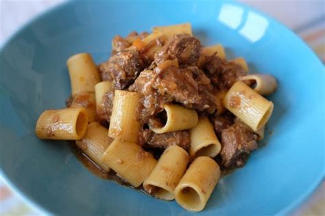 pasta con genovese di tonno