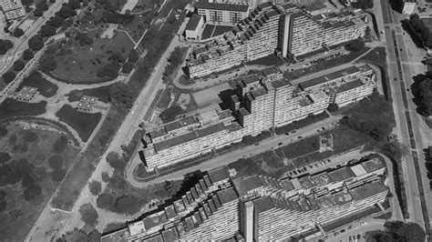 Vista aerea del quartiere Scampia negli anni '60 con le prime costruzioni delle Vele